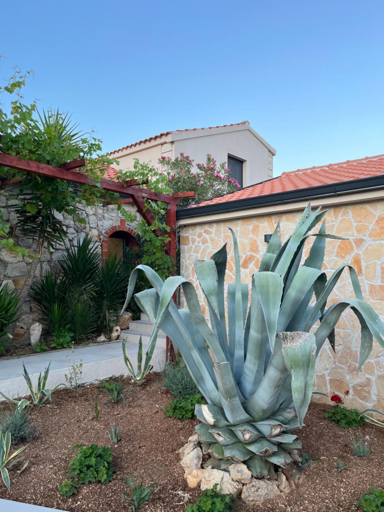 Villa Slatina Near Zrce Beach โนวาลยา ภายนอก รูปภาพ